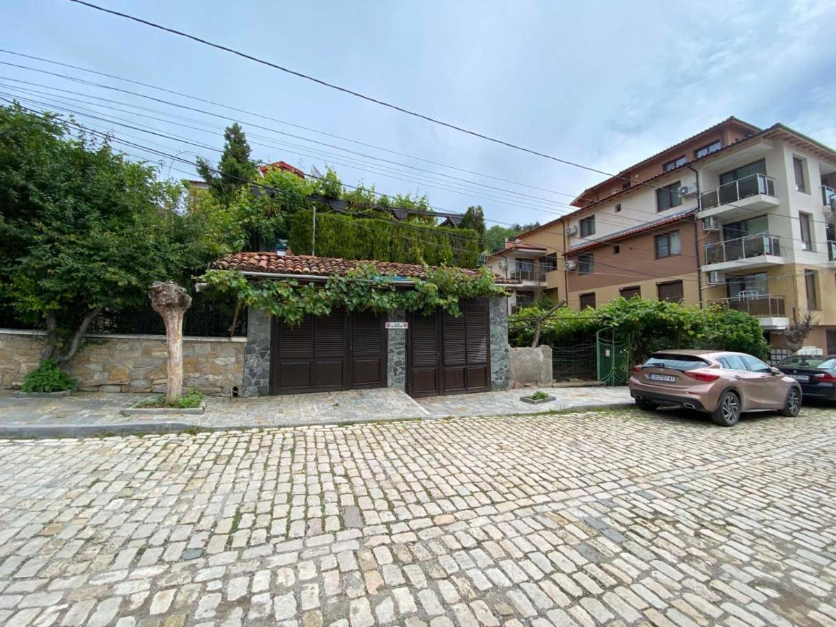 Coziness And Comfort In The Old Town Veliko Tarnovo Extérieur photo